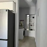 Apartmán Lovely 1-bedroom Unit With Free Parking On Premises Sarandë