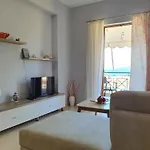 Lovely 1-bedroom Unit With Free Parking On Premises *