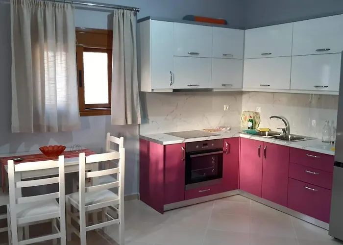 Lovely 1-bedroom Unit With Free Parking On Premises Sarandë