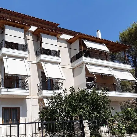 Lovely 1-bedroom Unit With Free Parking On Premises