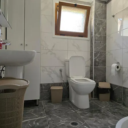 Apartamento Lovely 1-bedroom Unit With Free Parking On Premises
