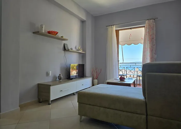 Lovely 1-bedroom Unit With Free Parking On Premises Sarandë